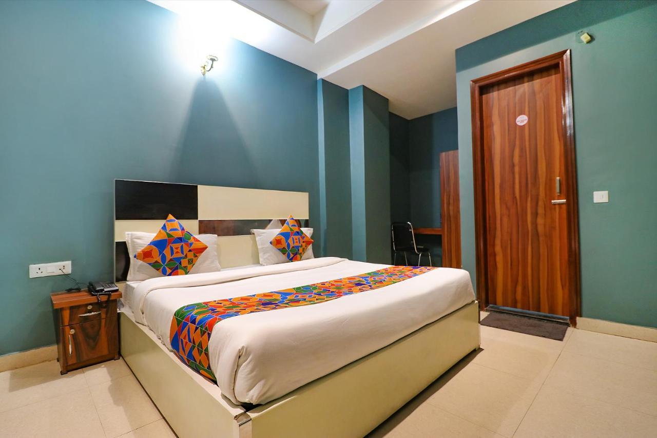 Fabhotel Church House Rohini Delhi  Exteriör bild