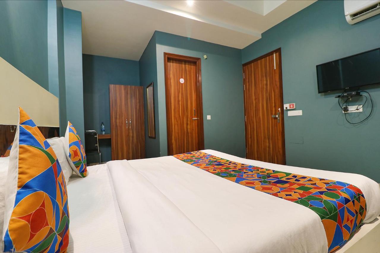 Fabhotel Church House Rohini Delhi  Exteriör bild