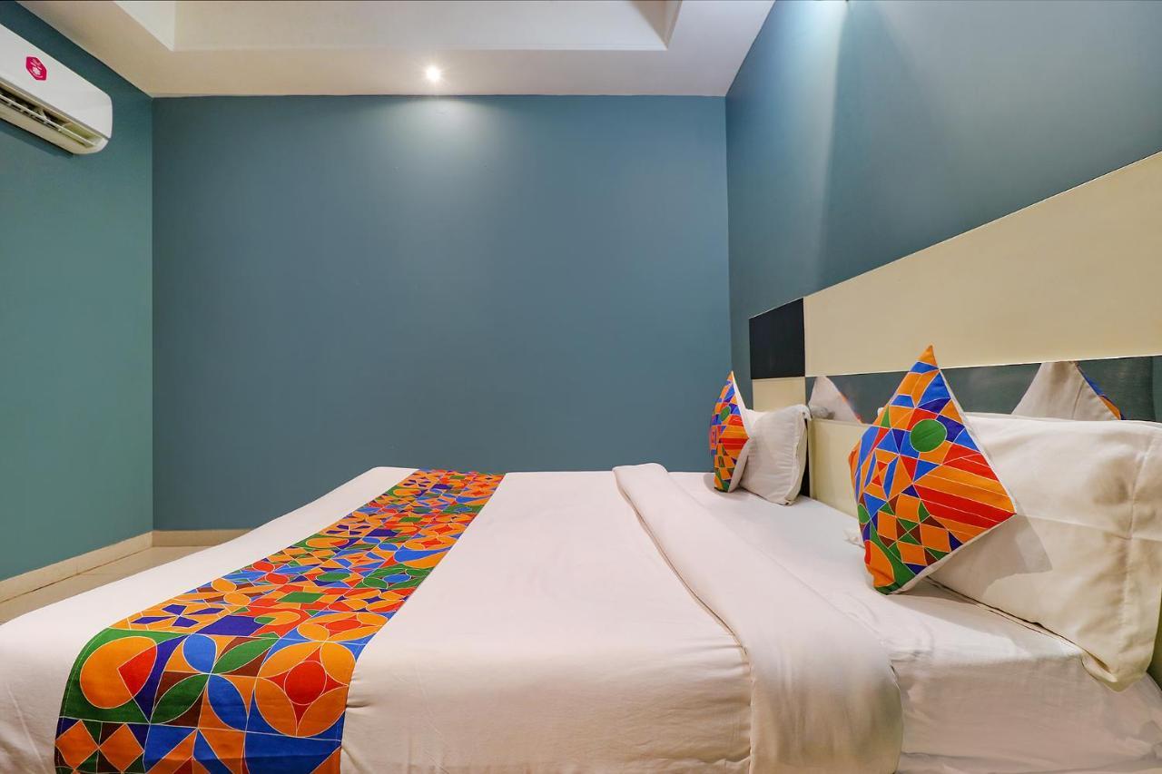 Fabhotel Church House Rohini Delhi  Exteriör bild